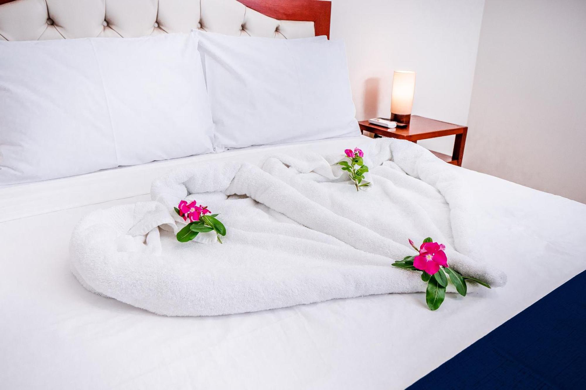 Laguna Azul Hotel & Suites Sauce Zewnętrze zdjęcie